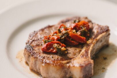 Seared Pork Chops with Spicy Roasted Pepper Sauce